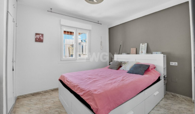 Odsprzedaż - Daszek - Torrevieja - Doña Ines