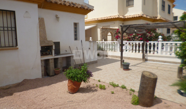 Odsprzedaż - Kamienica - Playa Flamenca - Costa Blanca