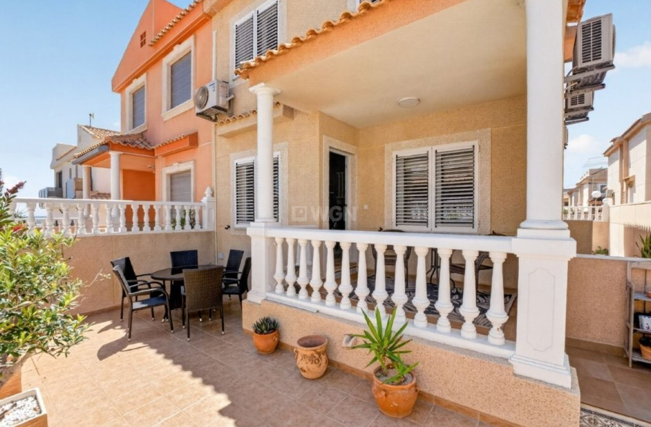 Odsprzedaż - Kamienica - Torrevieja - Cabo Cervera