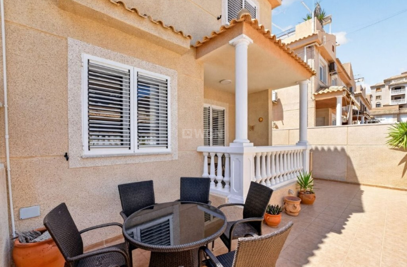 Odsprzedaż - Kamienica - Torrevieja - Cabo Cervera