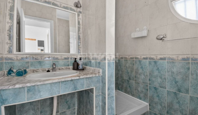 Odsprzedaż - Villa - Torrevieja - Los Altos