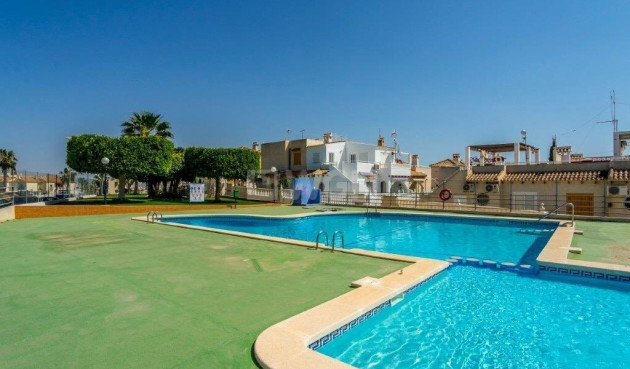 Odsprzedaż - Villa - Torrevieja - Los Altos