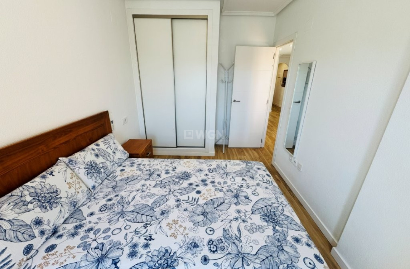 Odsprzedaż - Mieszkanie w bloku - Guardamar del Segura - Costa Blanca