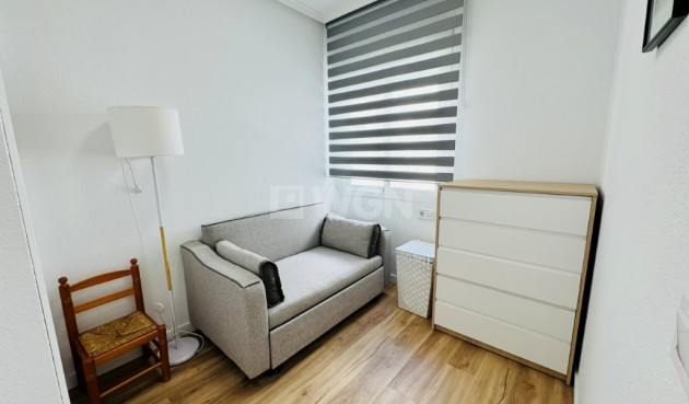 Odsprzedaż - Mieszkanie w bloku - Guardamar del Segura - Costa Blanca