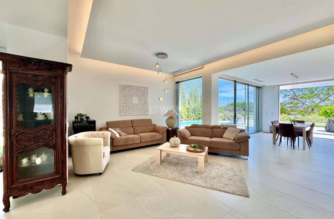 Odsprzedaż - Villa - Orihuela - Las Colinas Golf
