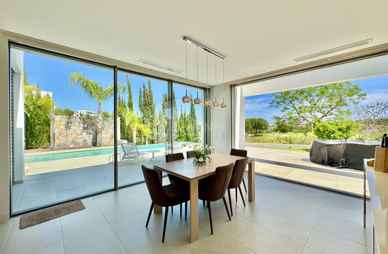Odsprzedaż - Villa - Orihuela - Las Colinas Golf