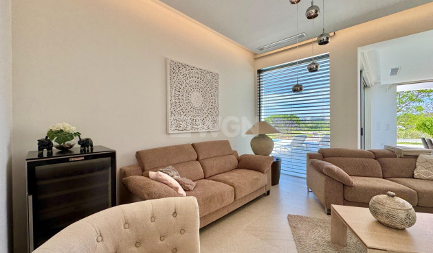 Odsprzedaż - Villa - Orihuela - Las Colinas Golf