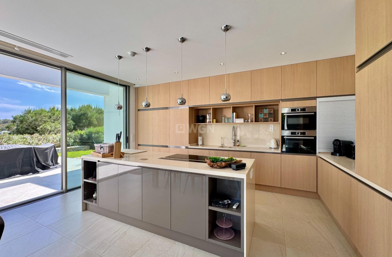 Odsprzedaż - Villa - Orihuela - Las Colinas Golf