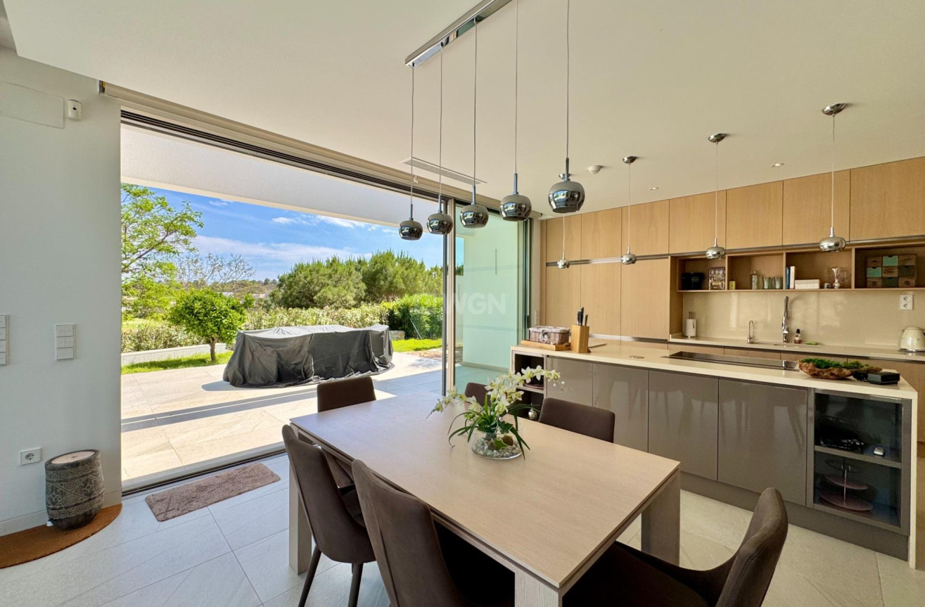 Odsprzedaż - Villa - Orihuela - Las Colinas Golf