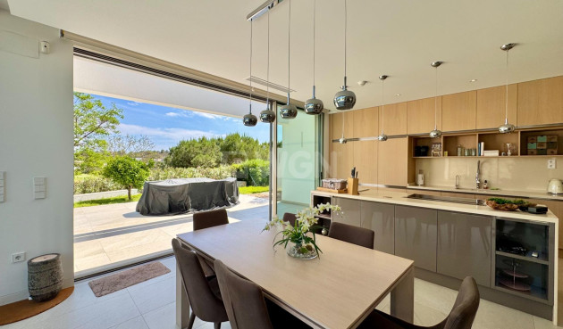 Odsprzedaż - Villa - Orihuela - Las Colinas Golf