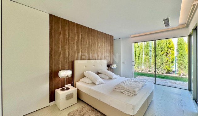 Odsprzedaż - Villa - Orihuela - Las Colinas Golf