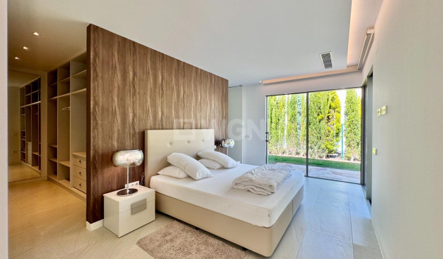 Odsprzedaż - Villa - Orihuela - Las Colinas Golf
