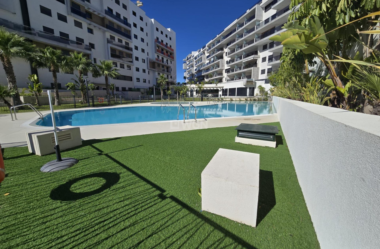 Odsprzedaż - Daszek - Orihuela Costa - Altos De Campoamor