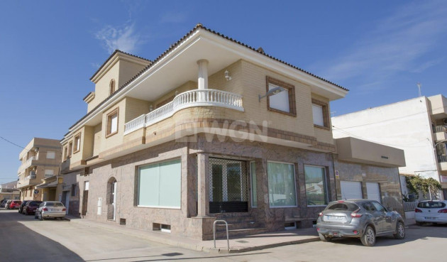 Odsprzedaż - Kamienica - Los Alcázares - Centro