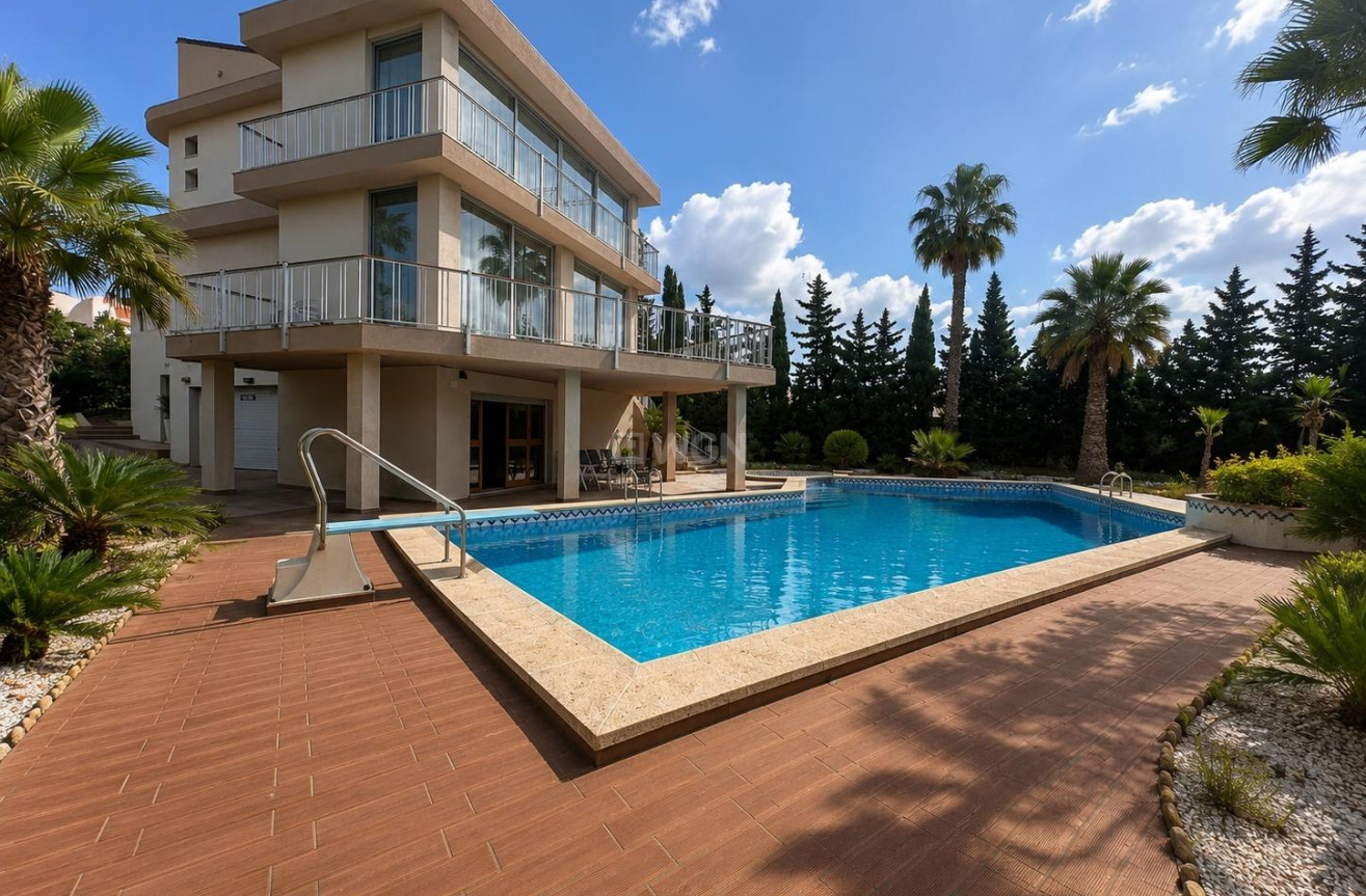 Odsprzedaż - Villa - Ciudad Quesada - Costa Blanca Sur