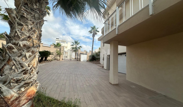 Odsprzedaż - Villa - Ciudad Quesada - Costa Blanca Sur