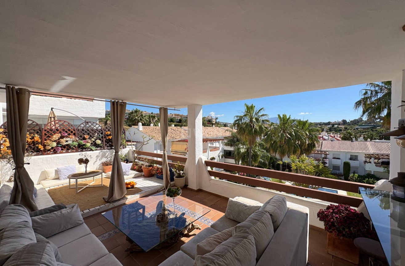 Odsprzedaż - Mieszkanie w bloku - Estepona - Parque Selwo Aventura