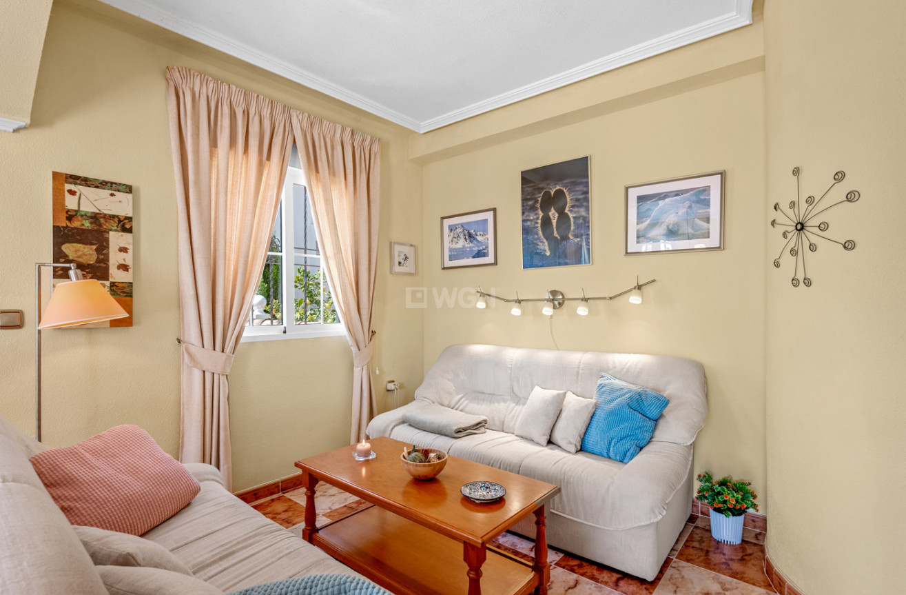 Odsprzedaż - Villa - Cabo Roig - Costa Blanca