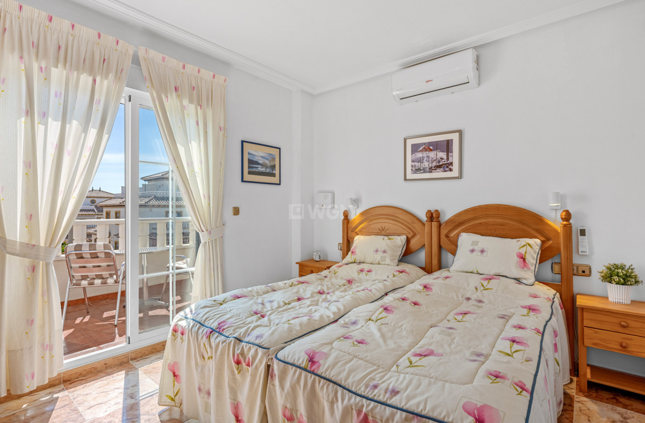 Odsprzedaż - Villa - Cabo Roig - Costa Blanca