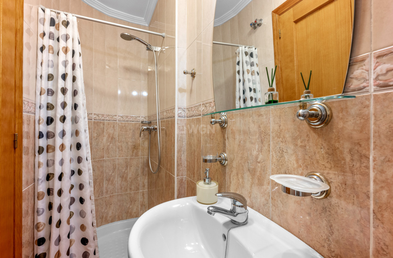 Odsprzedaż - Villa - Cabo Roig - Costa Blanca