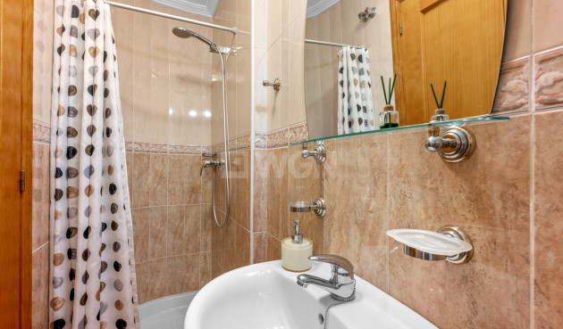 Odsprzedaż - Villa - Cabo Roig - Costa Blanca