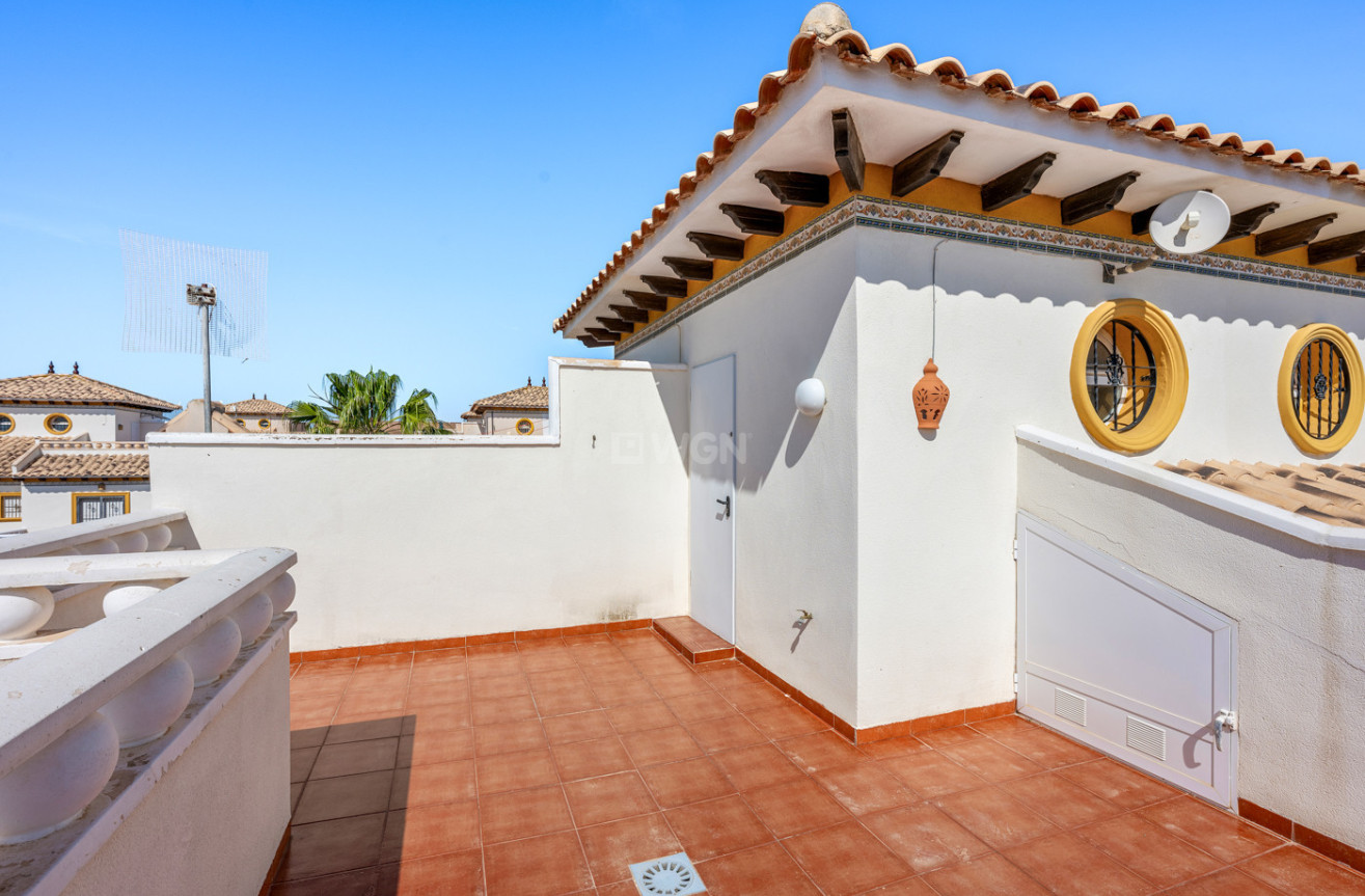 Odsprzedaż - Villa - Cabo Roig - Costa Blanca