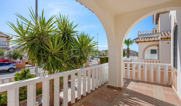 Odsprzedaż - Villa - Cabo Roig - Costa Blanca