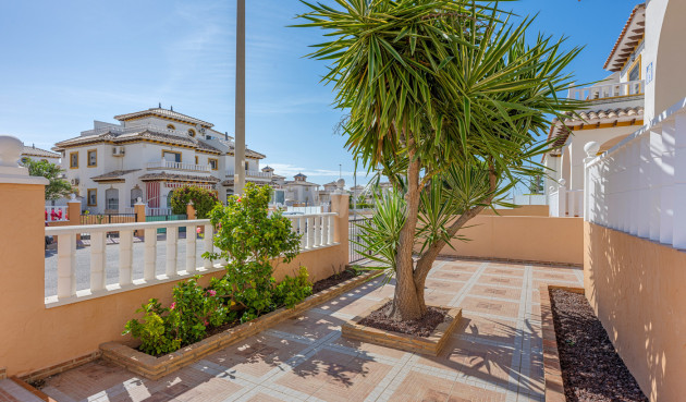 Odsprzedaż - Villa - Cabo Roig - Costa Blanca