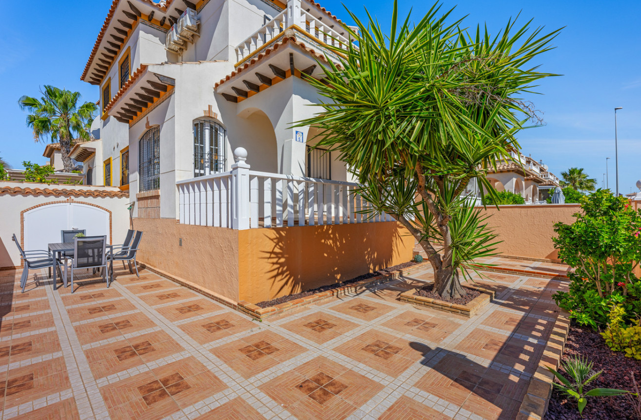 Odsprzedaż - Villa - Cabo Roig - Costa Blanca