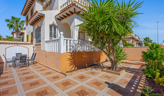 Odsprzedaż - Villa - Cabo Roig - Costa Blanca