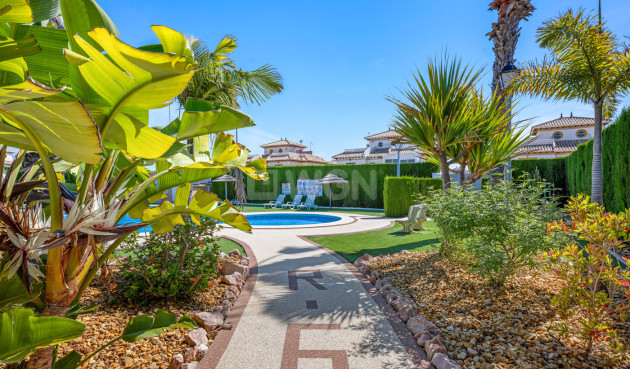 Odsprzedaż - Villa - Cabo Roig - Costa Blanca
