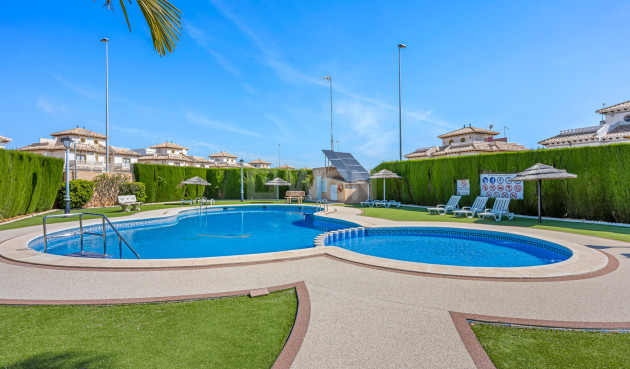 Odsprzedaż - Villa - Cabo Roig - Costa Blanca