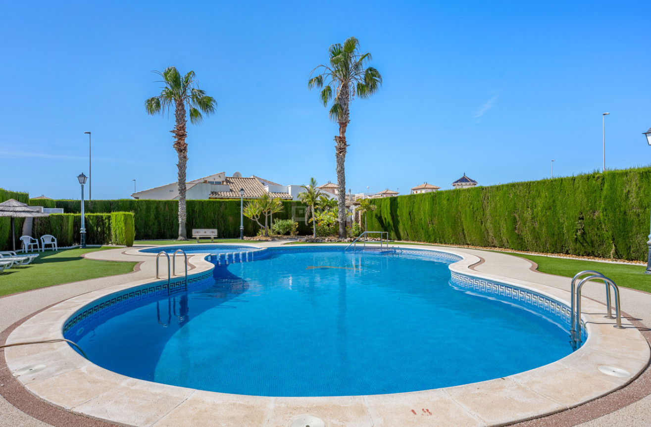 Odsprzedaż - Villa - Cabo Roig - Costa Blanca