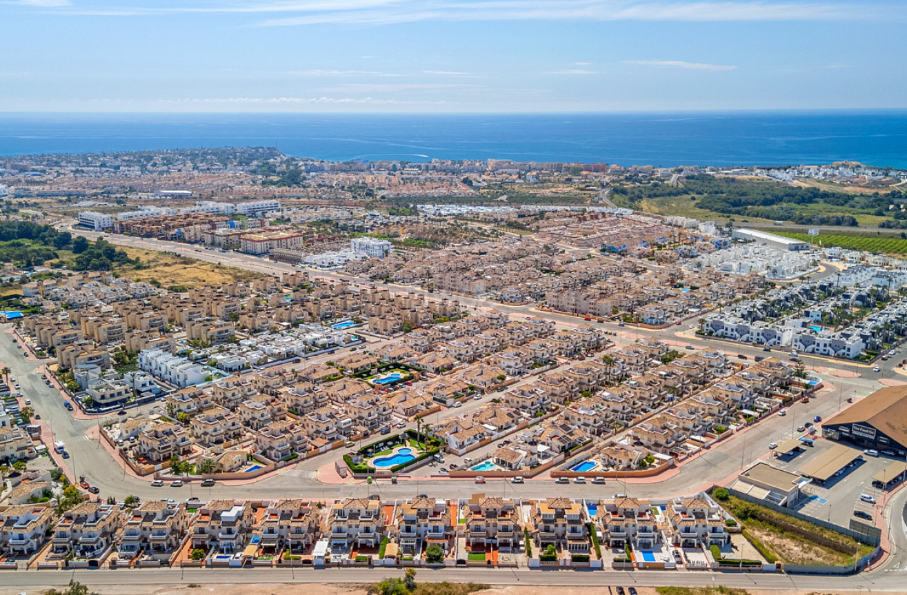 Odsprzedaż - Villa - Cabo Roig - Costa Blanca