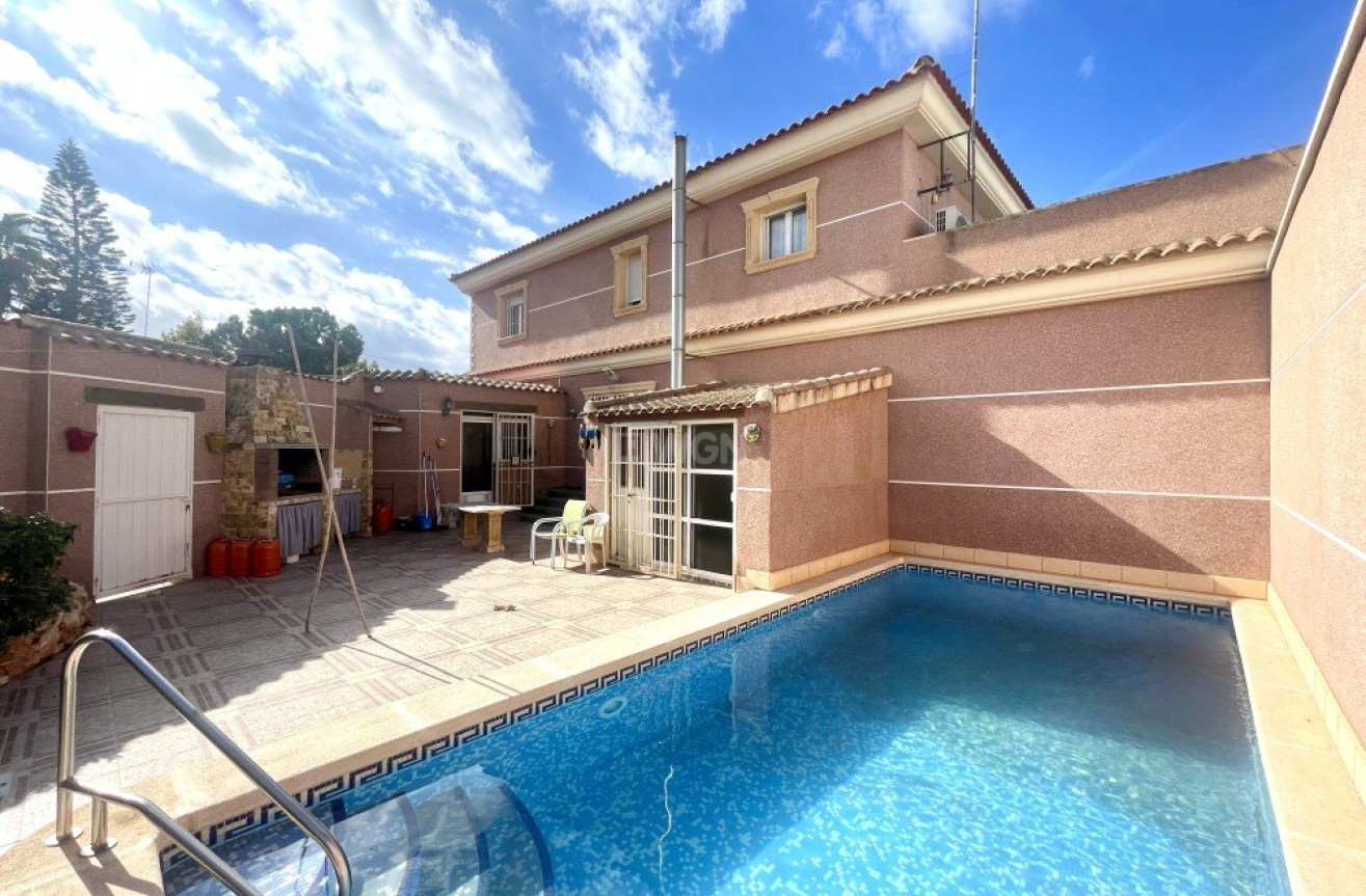 Odsprzedaż - Villa - Formentera del Segura - Costa Blanca