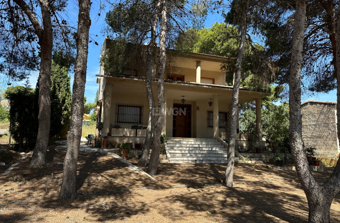 Odsprzedaż - Villa - Torrevieja - Costa Blanca