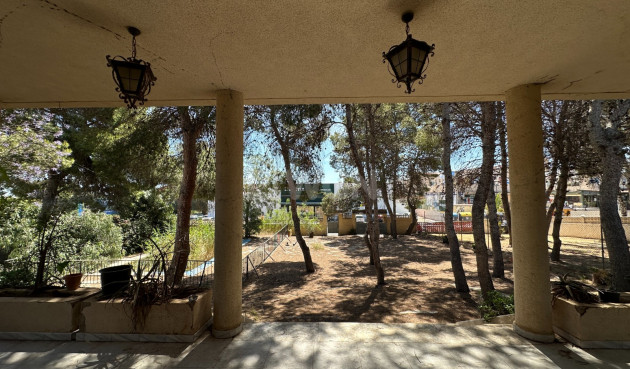 Odsprzedaż - Villa - Torrevieja - Costa Blanca
