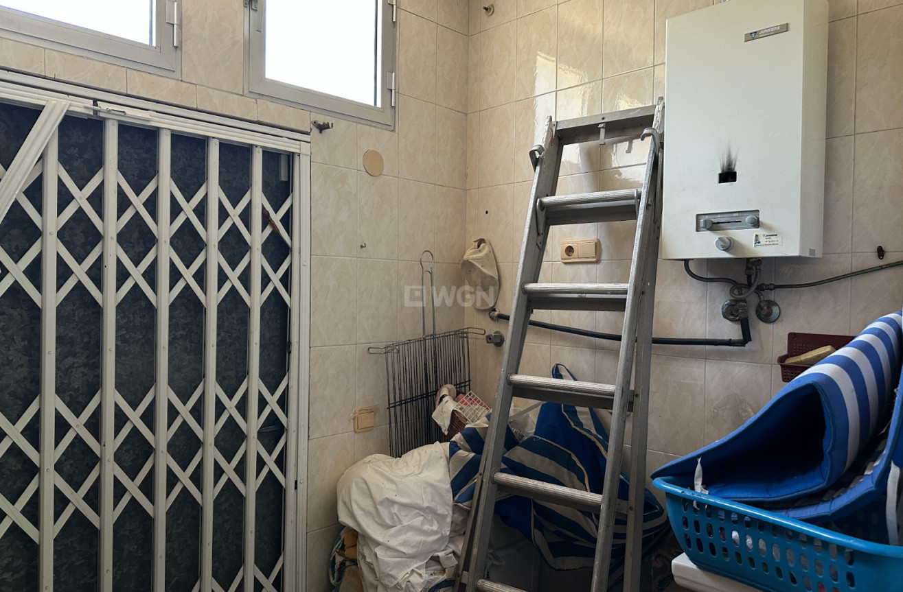 Odsprzedaż - Villa - Torrevieja - Costa Blanca