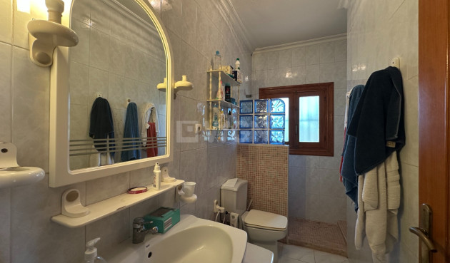 Odsprzedaż - Villa - Torrevieja - Costa Blanca