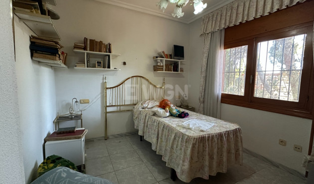 Odsprzedaż - Villa - Torrevieja - Costa Blanca