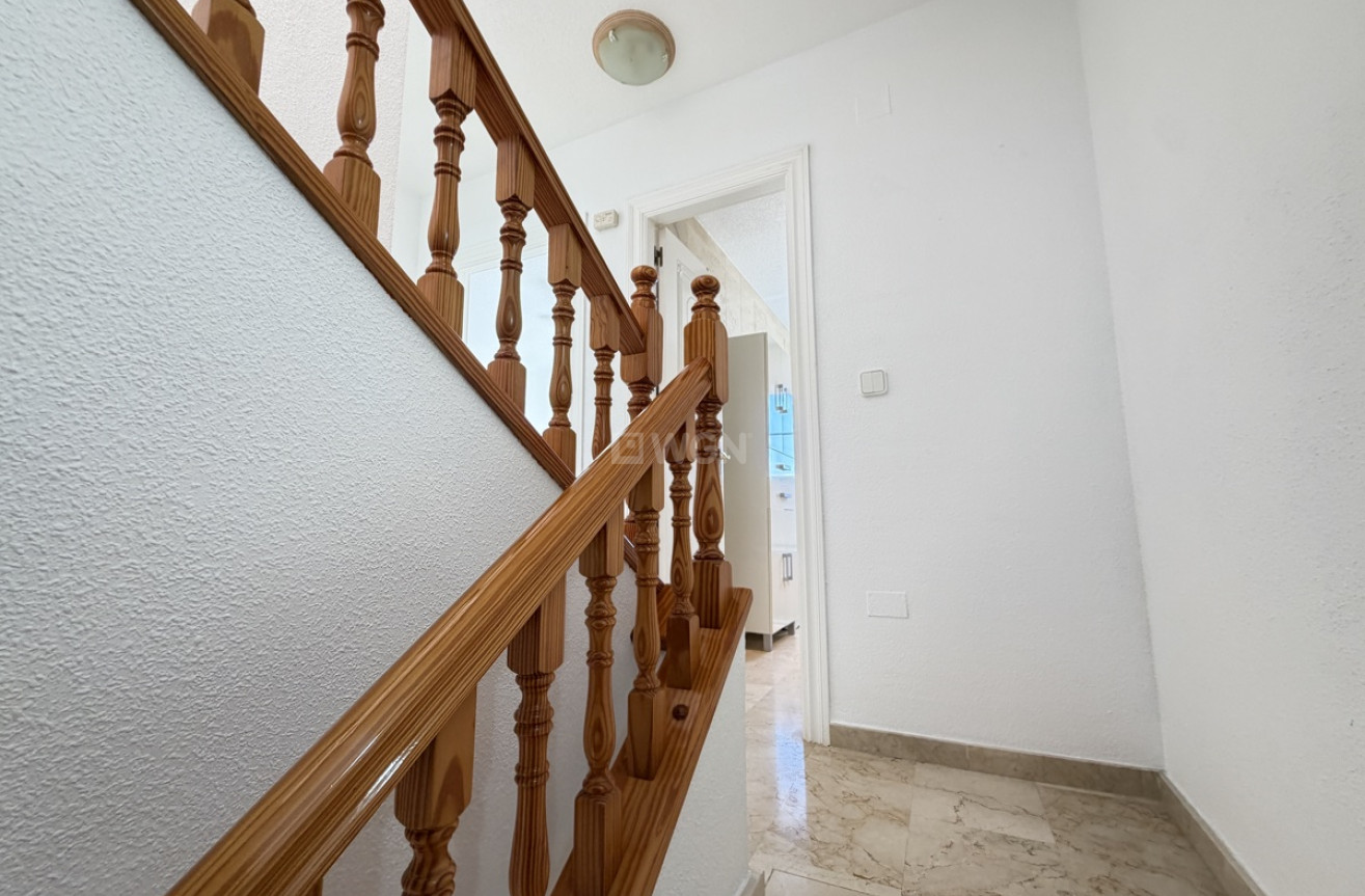 Resale - Villa - Las Ramblas Golf - Inland