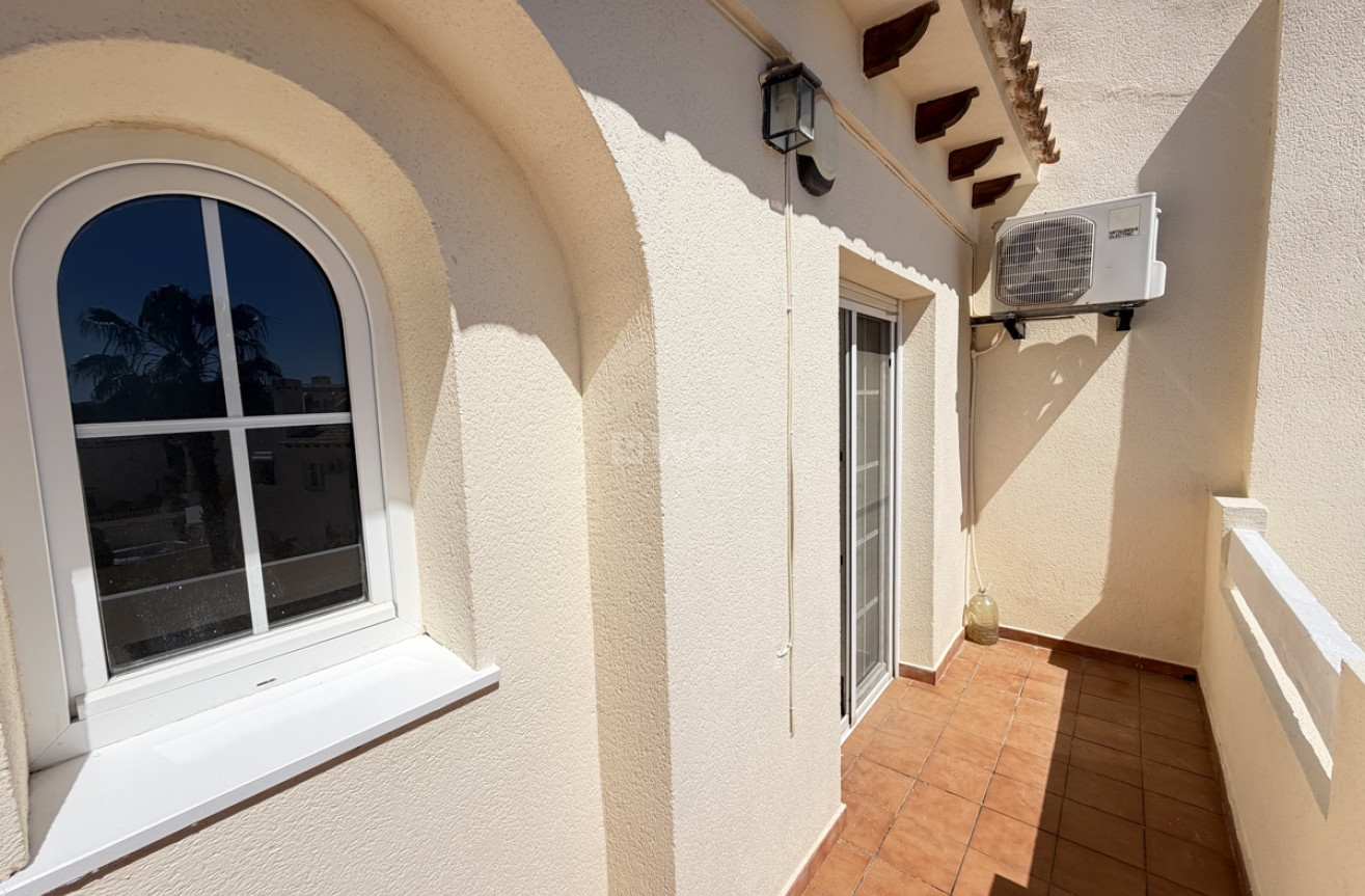 Resale - Villa - Las Ramblas Golf - Inland