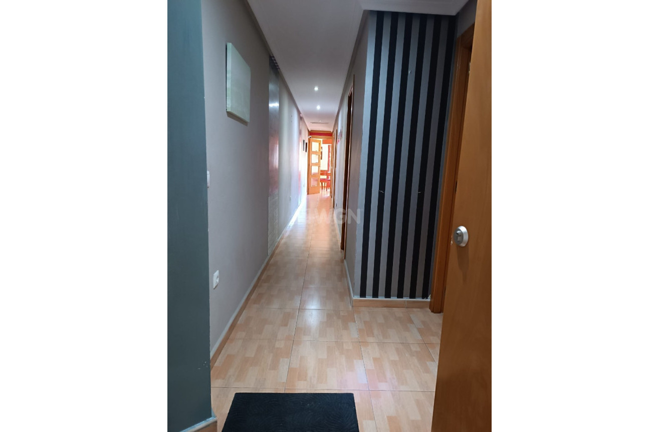 Odsprzedaż - Mieszkanie w bloku - Los Montesinos - Costa Blanca