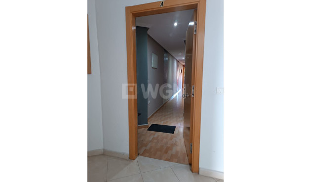 Odsprzedaż - Mieszkanie w bloku - Los Montesinos - Costa Blanca