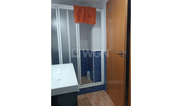 Odsprzedaż - Mieszkanie w bloku - Los Montesinos - Costa Blanca