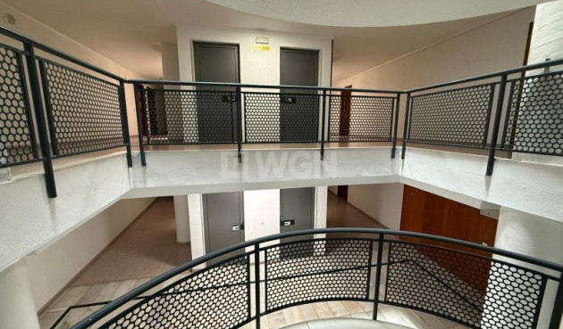 Odsprzedaż - Mieszkanie w bloku - Torrevieja - Costa Blanca