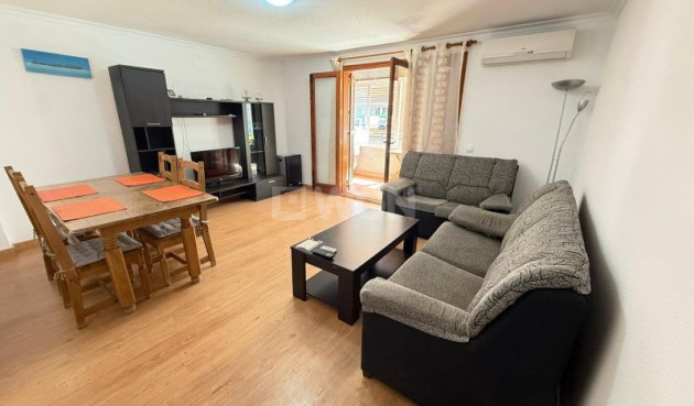 Odsprzedaż - Mieszkanie w bloku - Torrevieja - Costa Blanca