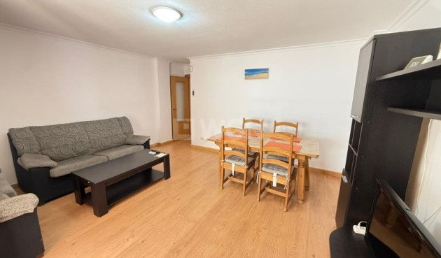 Odsprzedaż - Mieszkanie w bloku - Torrevieja - Costa Blanca
