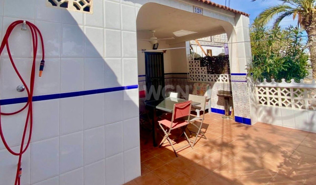 Odsprzedaż - Kamienica - Torrevieja - Costa Blanca