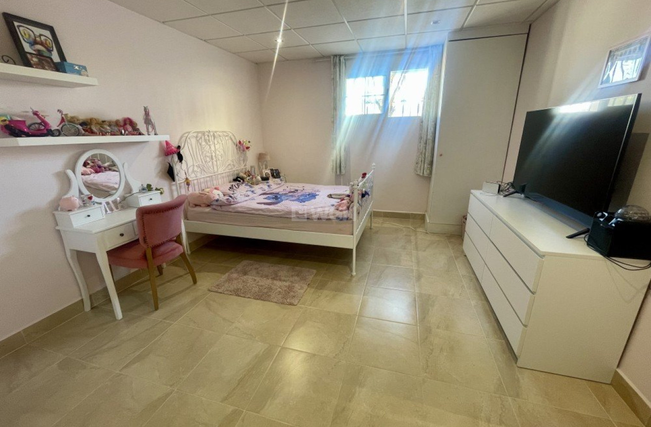 Odsprzedaż - Villa - Urb. La Marina - Inland